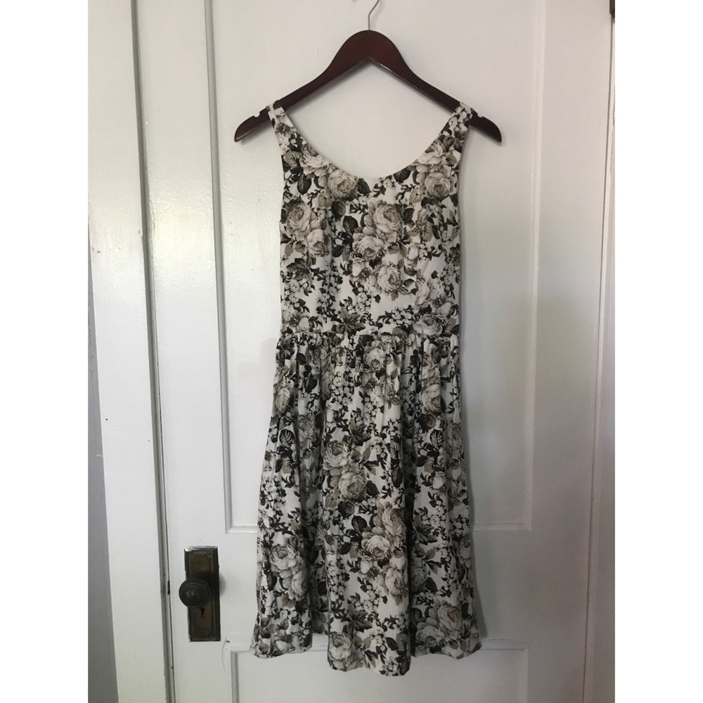 Floral print dress